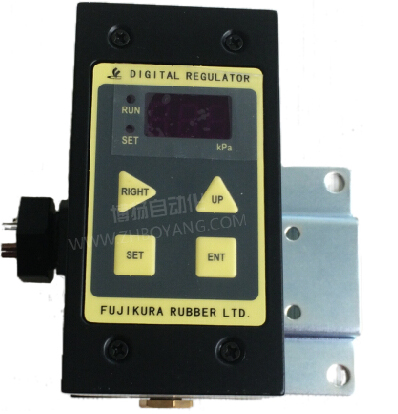 上圖中紅圈部分為我司銷售的藤倉精密電空變換器(電控比例閥)RE-8-2 上圖中紅圈部分為我司銷售的藤倉精密電空變換器(電控比例閥)RE-8-2